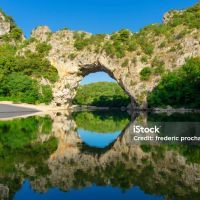 Les plus beaux lieux à visiter pour les vacances en RhôneAalpes : lacs, montagnes, villages et panoramas