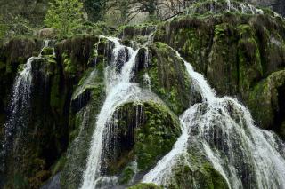Sillans-la-Cascade randonnée : le sentier du belvédère