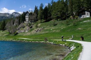 Lac de Cécélès : baignade et tour du lac à pied