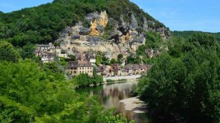 La Roque d'Aubais, falaises blanches sur le Vidourle